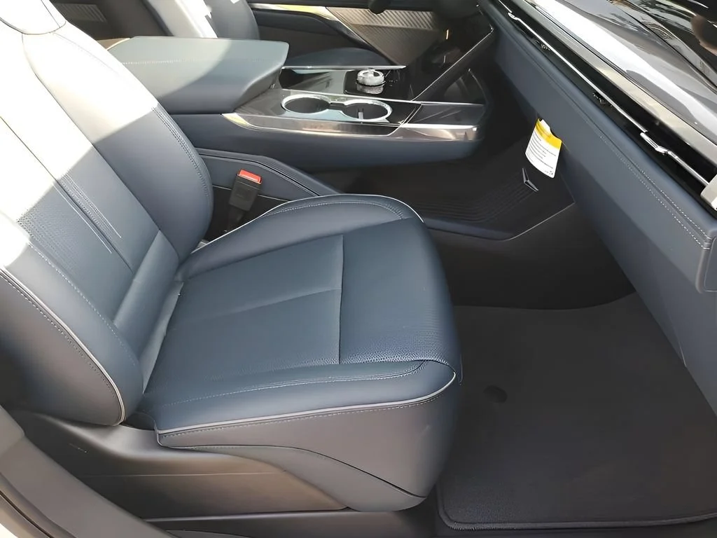 2026 Cadillac Escalade IQL Premium Sport - Photo 25