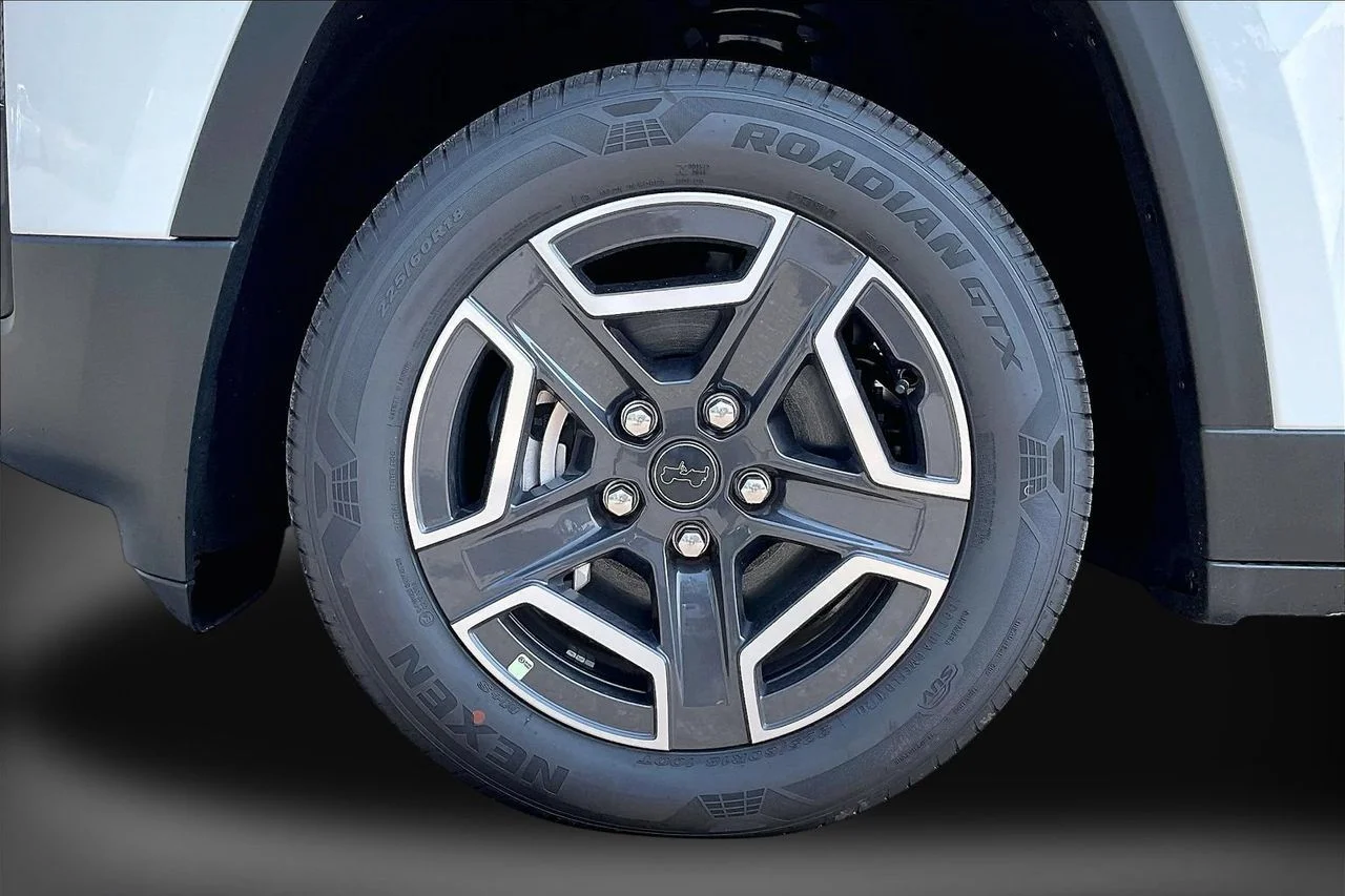 New 2026 Bright White Clearcoat Jeep Laredo image 26