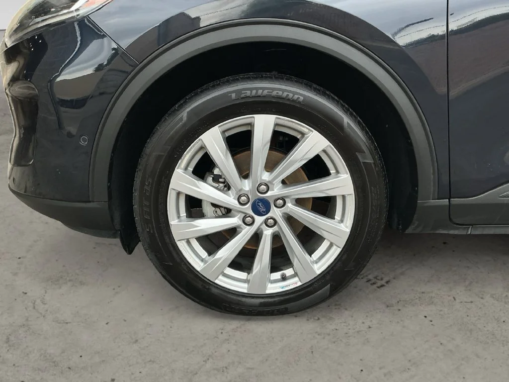 Used 2021 Blue Ford Titanium image 9