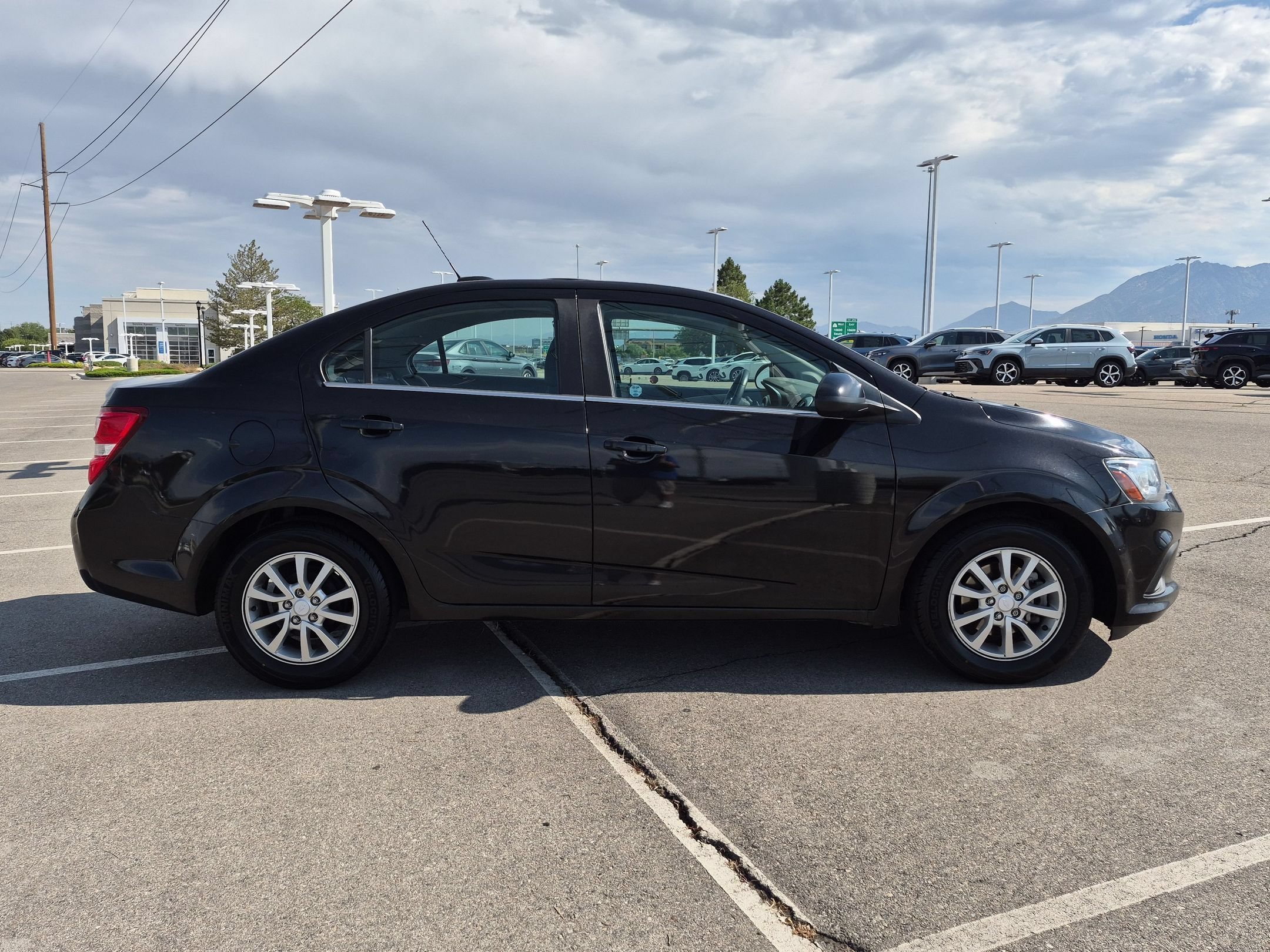 Used 2020 Mosaic Black Metallic Chevrolet LT image 2
