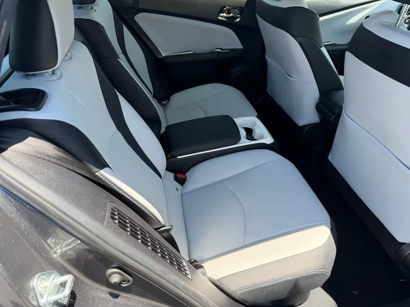 Used 2018 Magnetic Gray Met Toyota Plus image 21