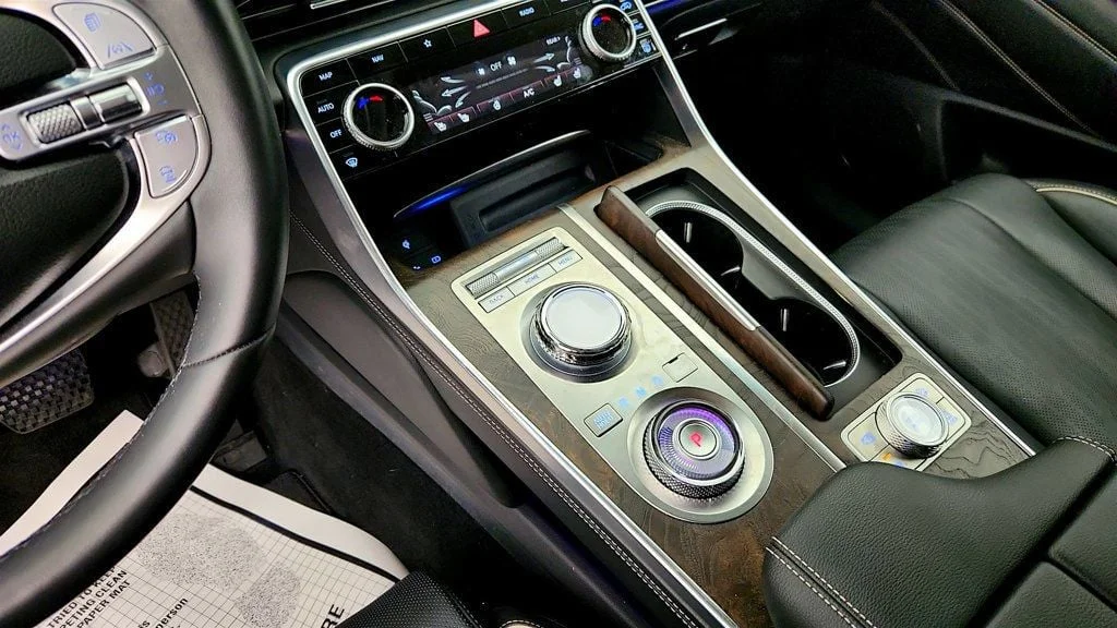 Used 2024 Uyuni White Genesis 2.5T AWD w/ Advanced & Prestige Packages image 17