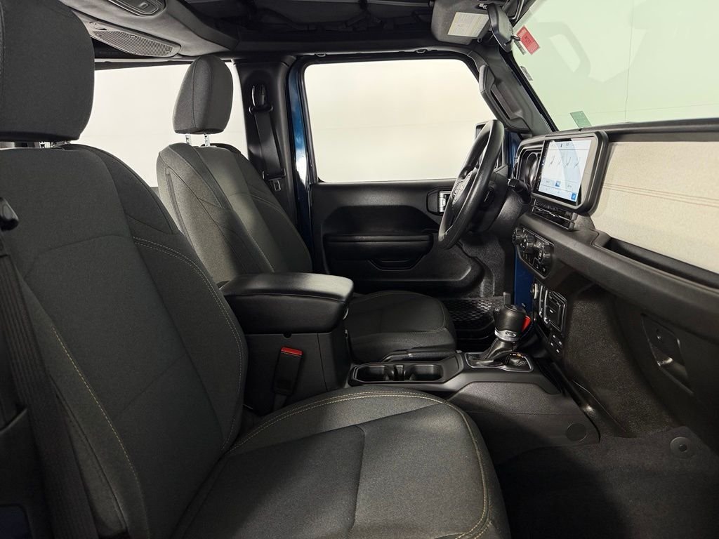 Certified Used 2025 Blue Jeep Sport image 27