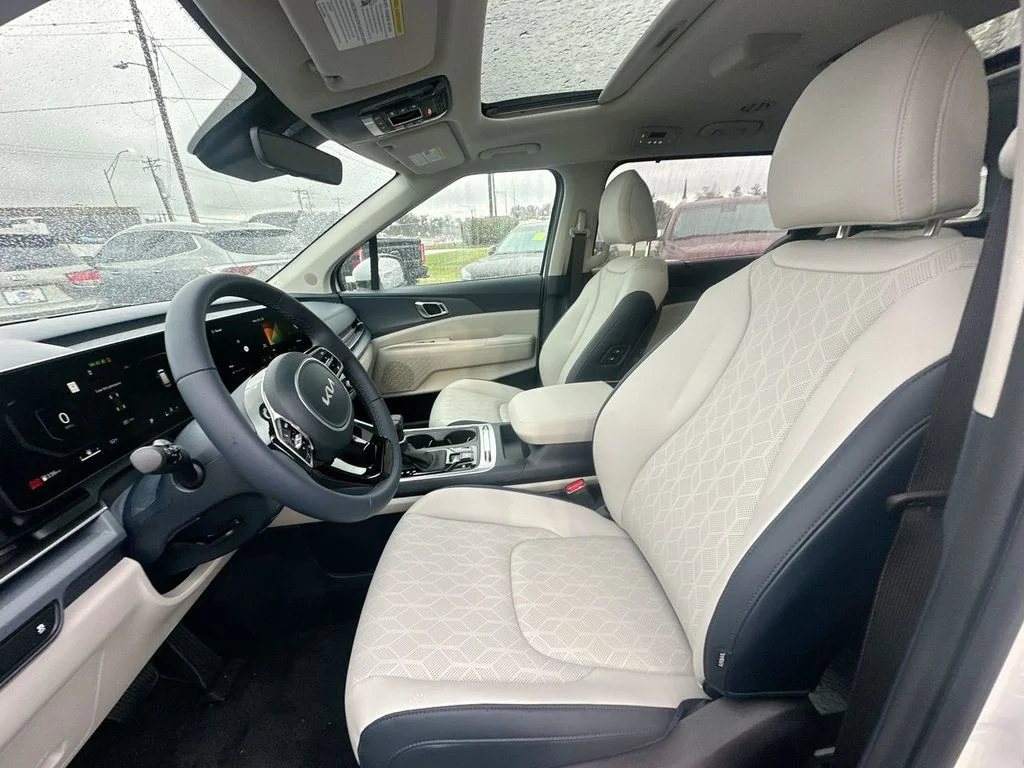 2026 Kia Carnival SX - Photo 38