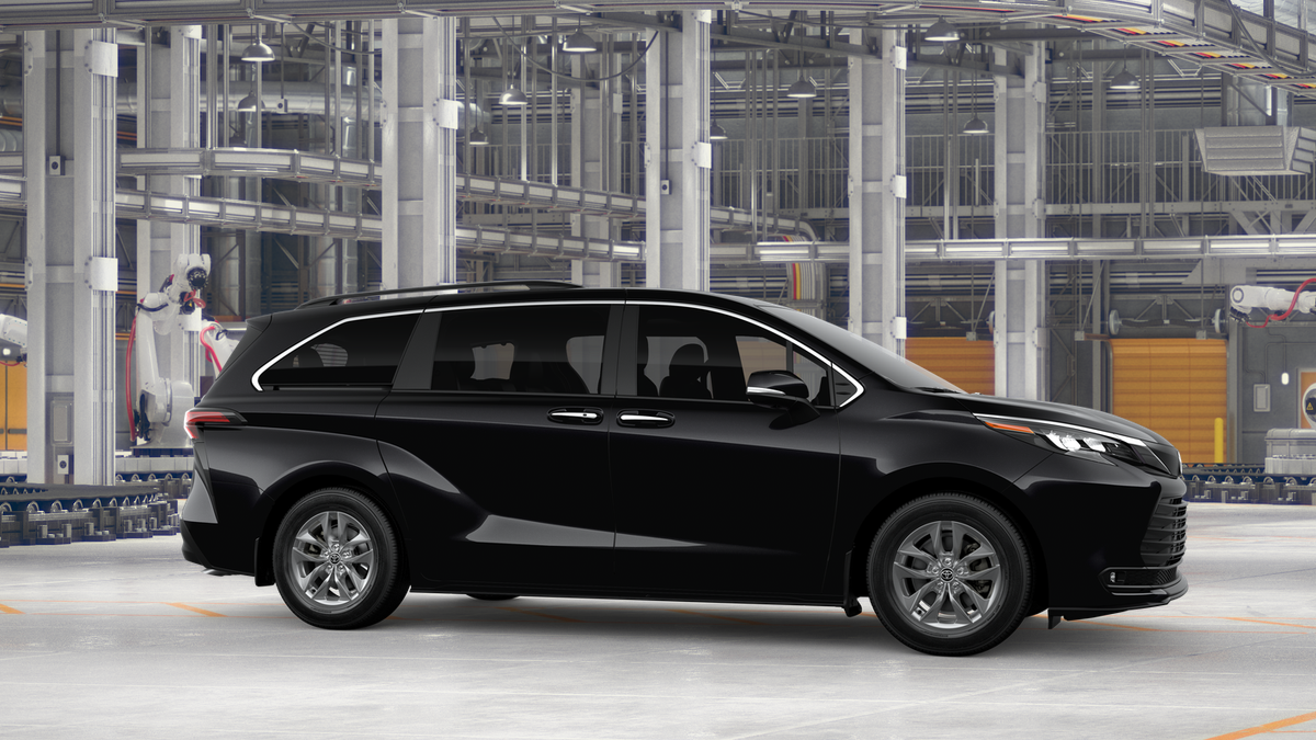 New 2026 Midnight Black Metallic Toyota XLE image 13