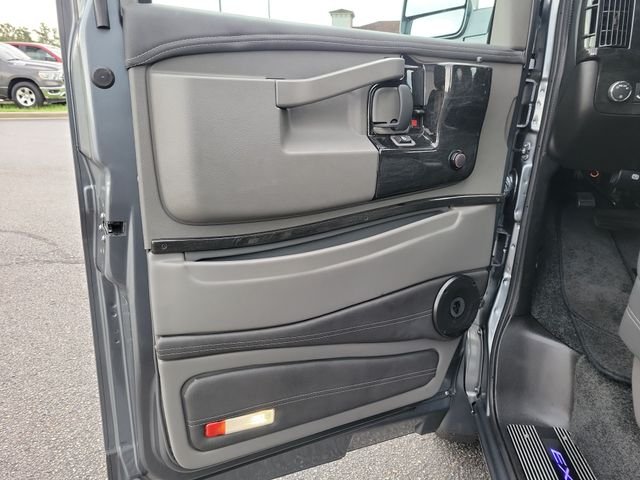 Used 2025 Red GMC Explorer Conversion image 9