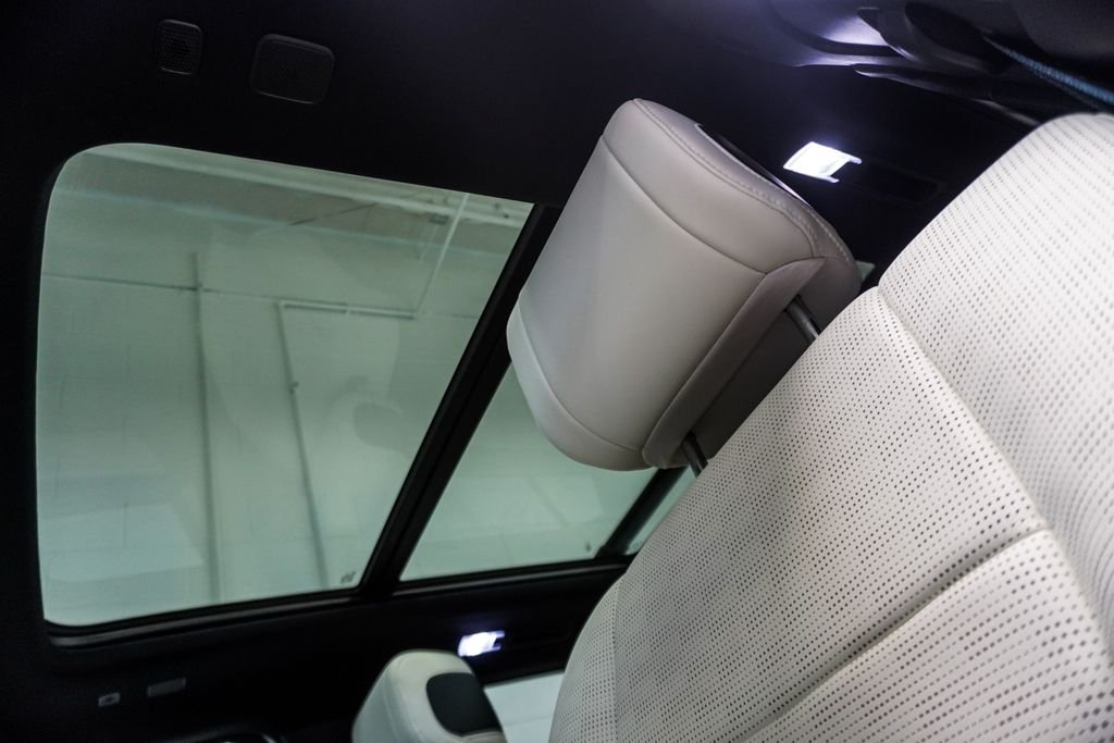 Used 2025 Beige Toyota Capstone image 8