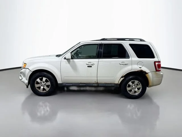 Used 2011  Ford Limited image 5