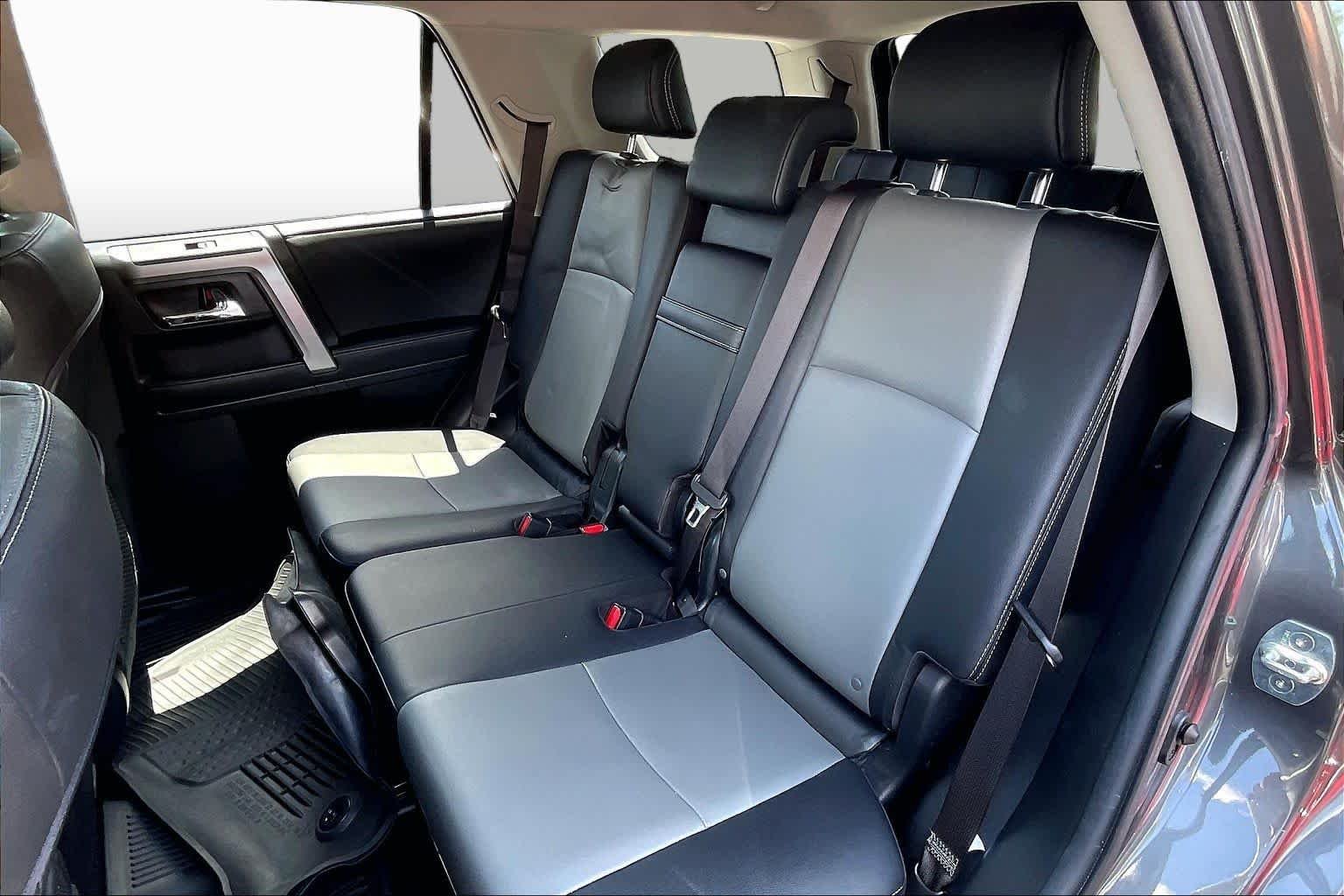 Used 2023 Magnetic Gray Metallic Toyota SR5 Premium image 25