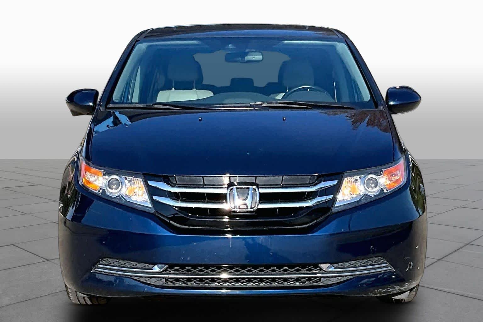 Used 2016 Obsidian Blue Pearl Honda EX-L image 4