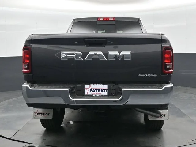 New 2026 Granite Crystal Metallic Clear-Coat Exterior Paint RAM Tradesman image 22