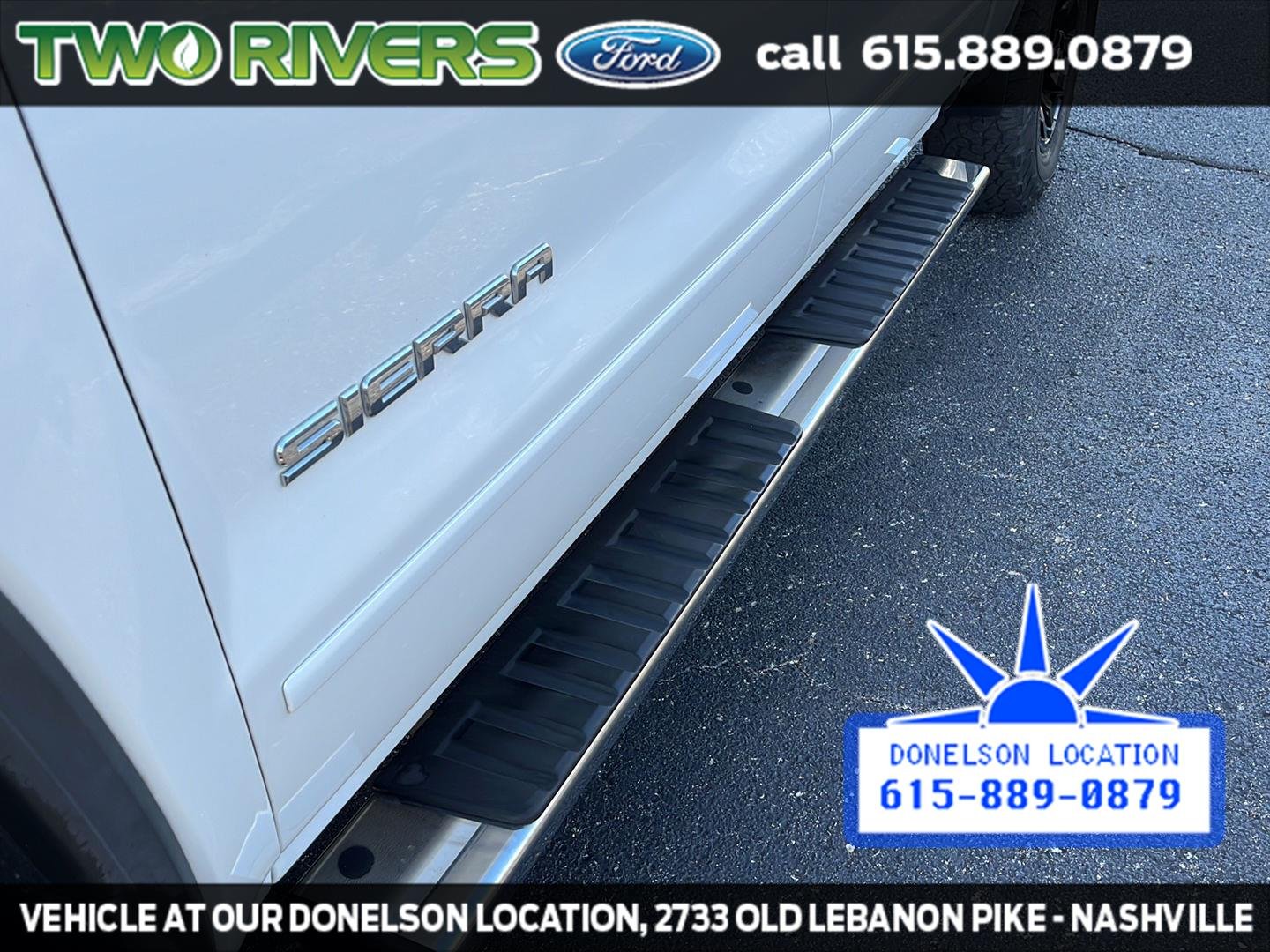 Used 2018 White Frost Tri-Coat GMC SLE image 6