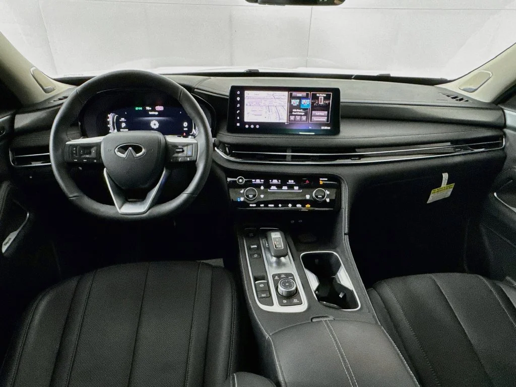 Certified Used 2027 White INFINITI LUXE image 30