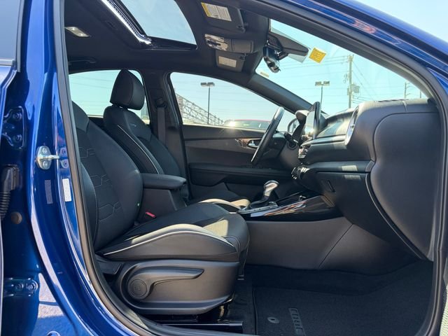 Certified Used 2024 Deep Sea Blue Kia GT-Line image 9