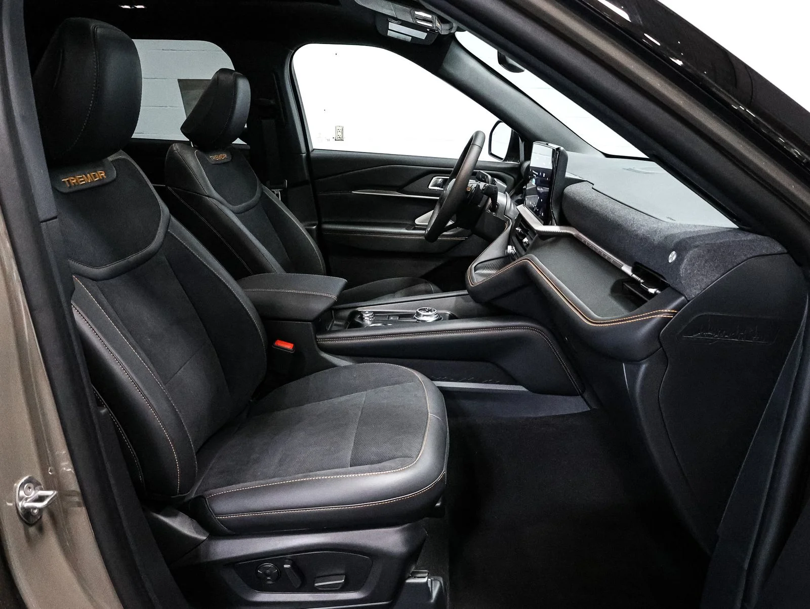 New 2026 Marsh Gray Ford Tremor® image 21