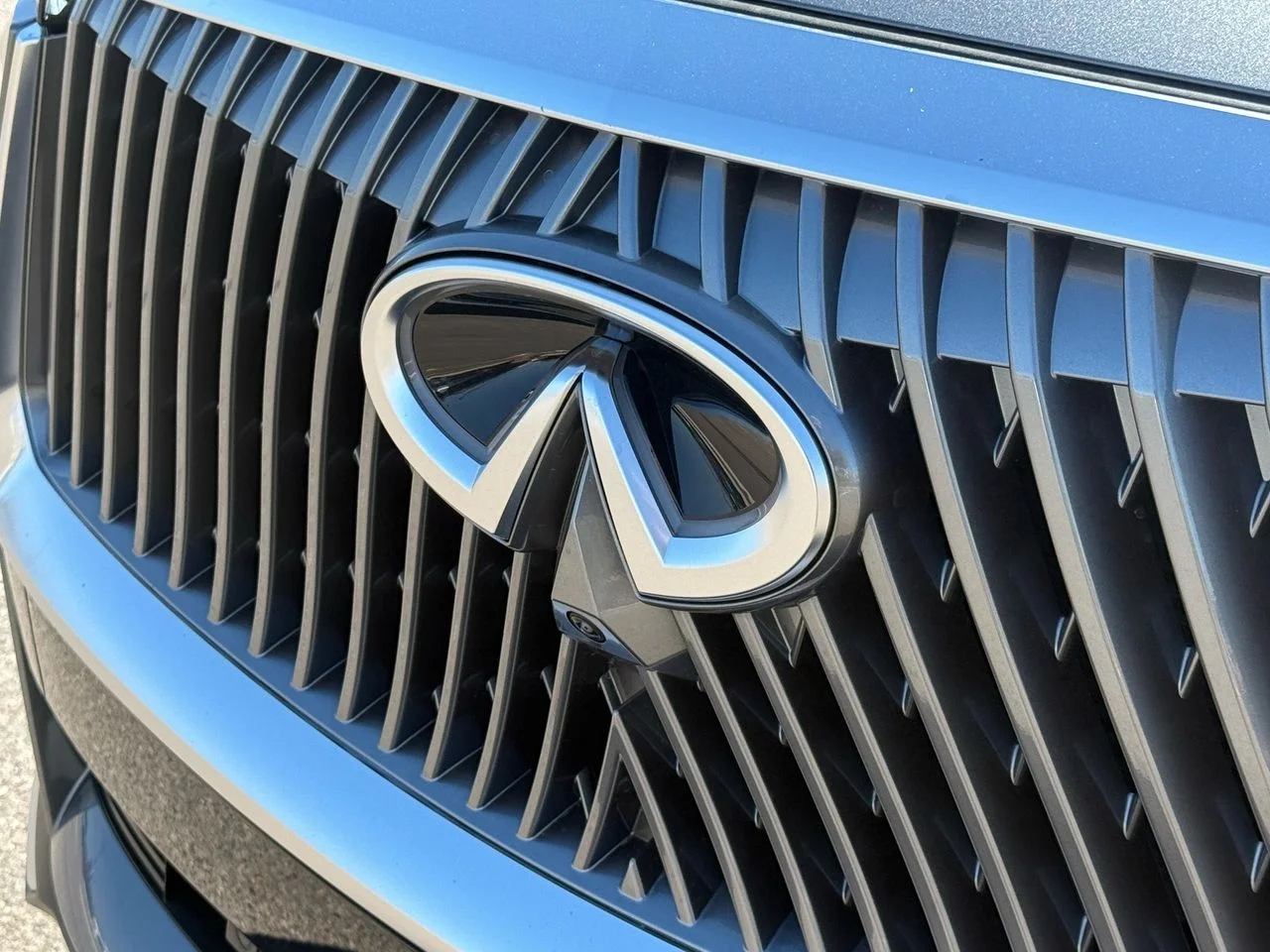Certified Used 2026 Graphite Shadow INFINITI Luxe image 11