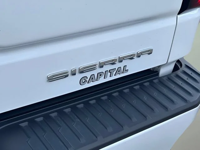 Used 2023 White Frost Tricoat GMC Denali Ultimate image 37