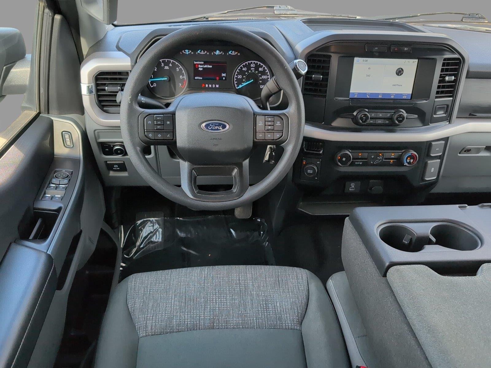 Used 2023 Iconic Silver Ford XLT image 28