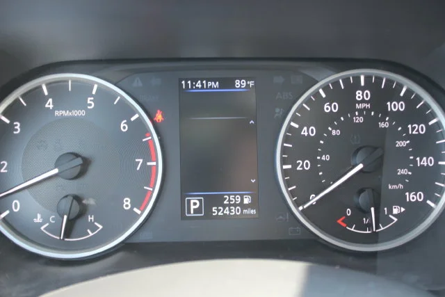 Used 2025 Gray Nissan S image 15