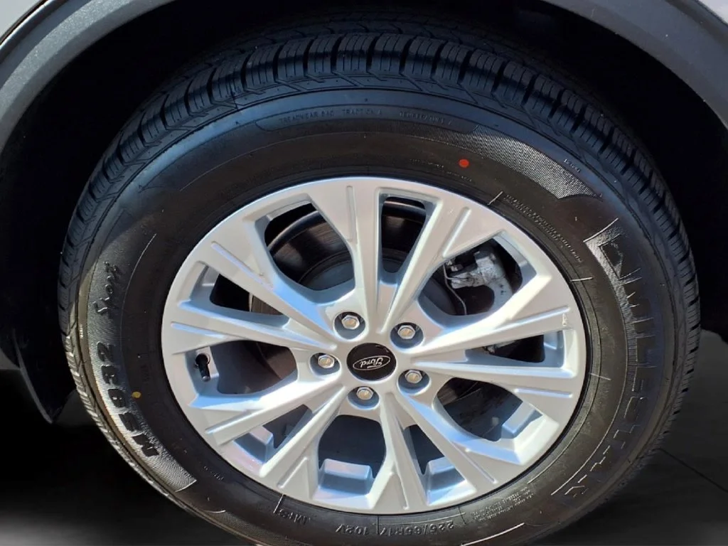 Used 2024 Silver Ford Active image 8