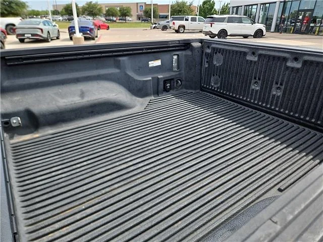 Used 2021 Sting-Gray Clearcoat Jeep Rubicon 4x4 Crew Cab 5 ft. box image 9