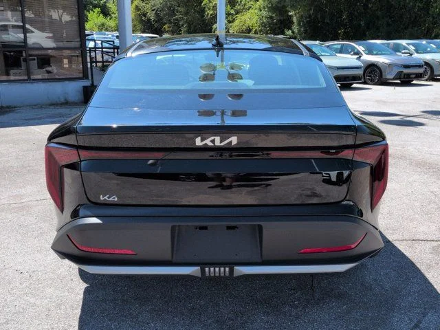 Used 2025 Black Kia LXS image 6