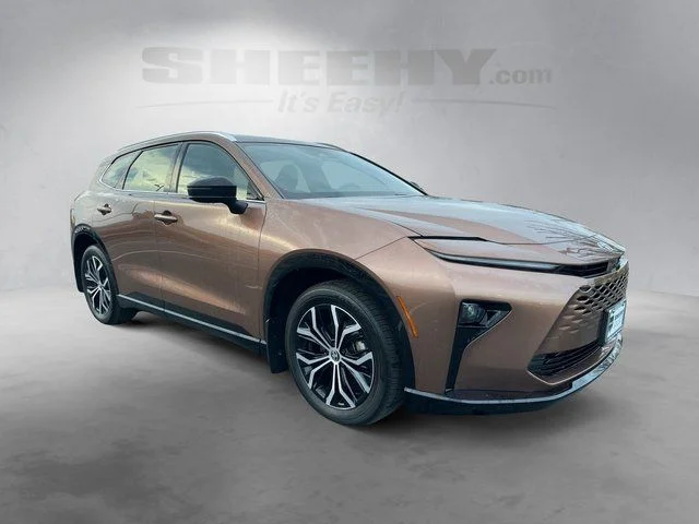 Pre-Owned 2025 Toyota Crown Signia XLE 4D Sport Utility in