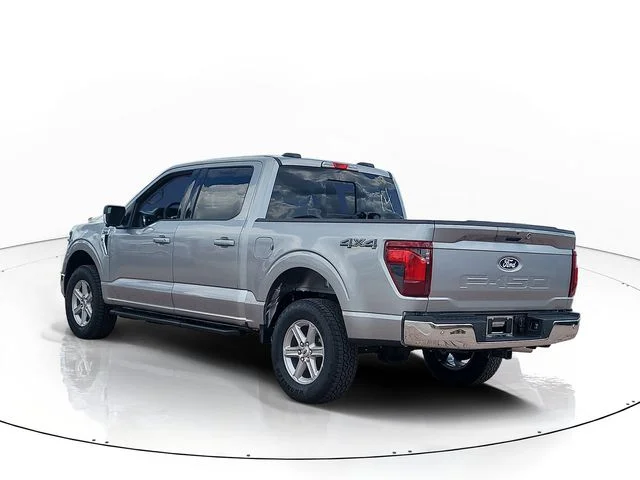 New 2026 Silver Metallic Ford XLT image 7