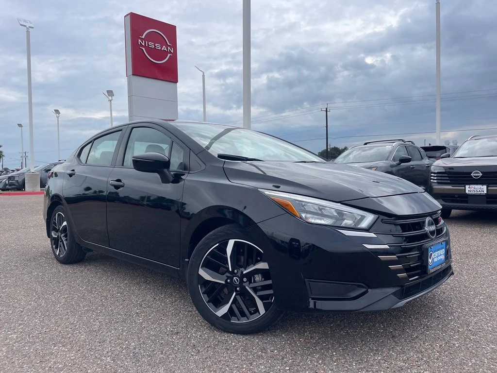 2025 Nissan Versa Sedan SR