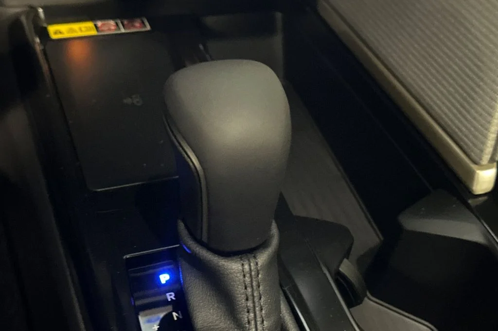 Certified Used 2025  Toyota SE image 17