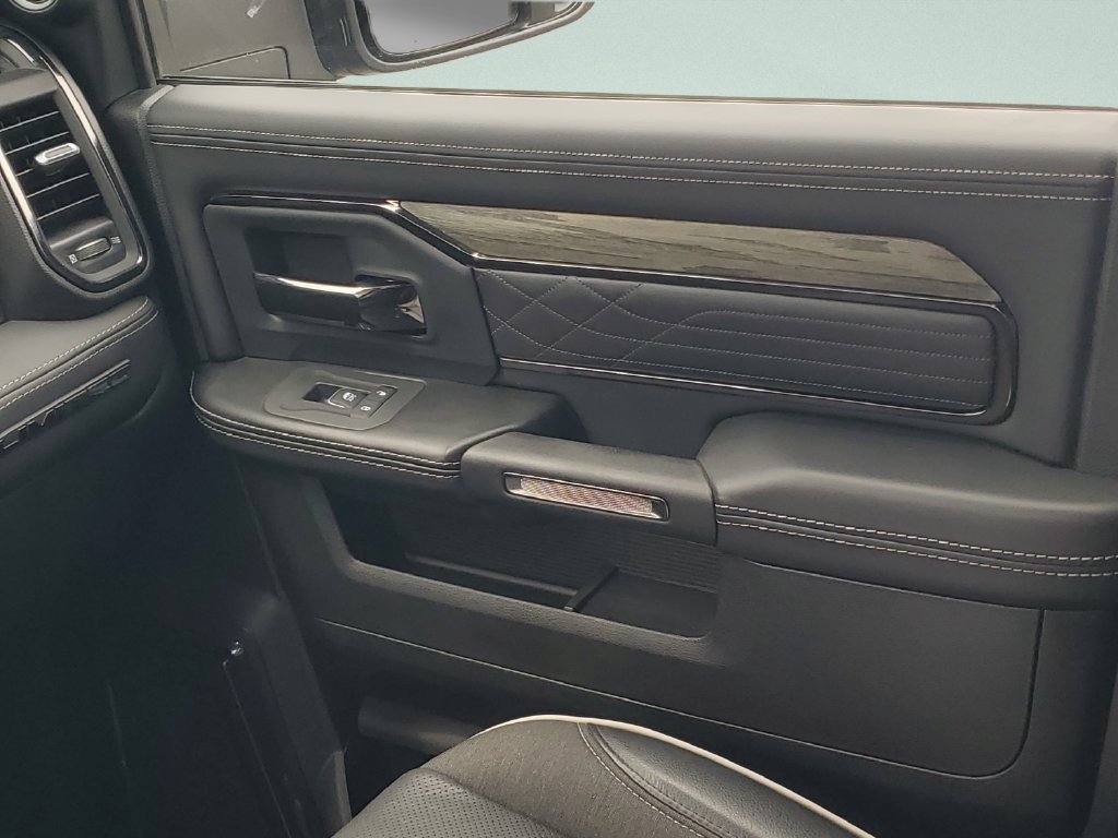 Used 2025 Black Ram Limited image 13