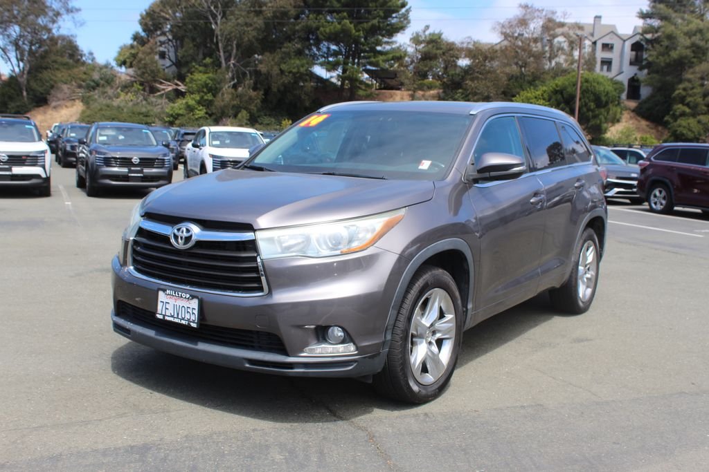 Used 2014 Gray Toyota Limited image 3