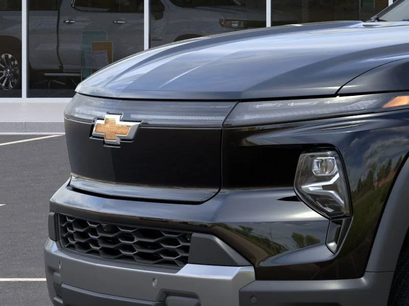 2025 Chevrolet Silverado EV LT - Photo 13