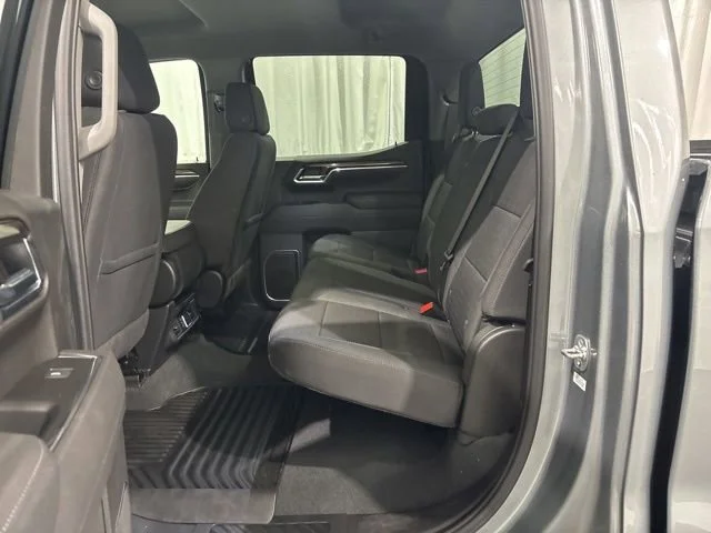 2025 Chevrolet Silverado 1500 LT - Photo 10