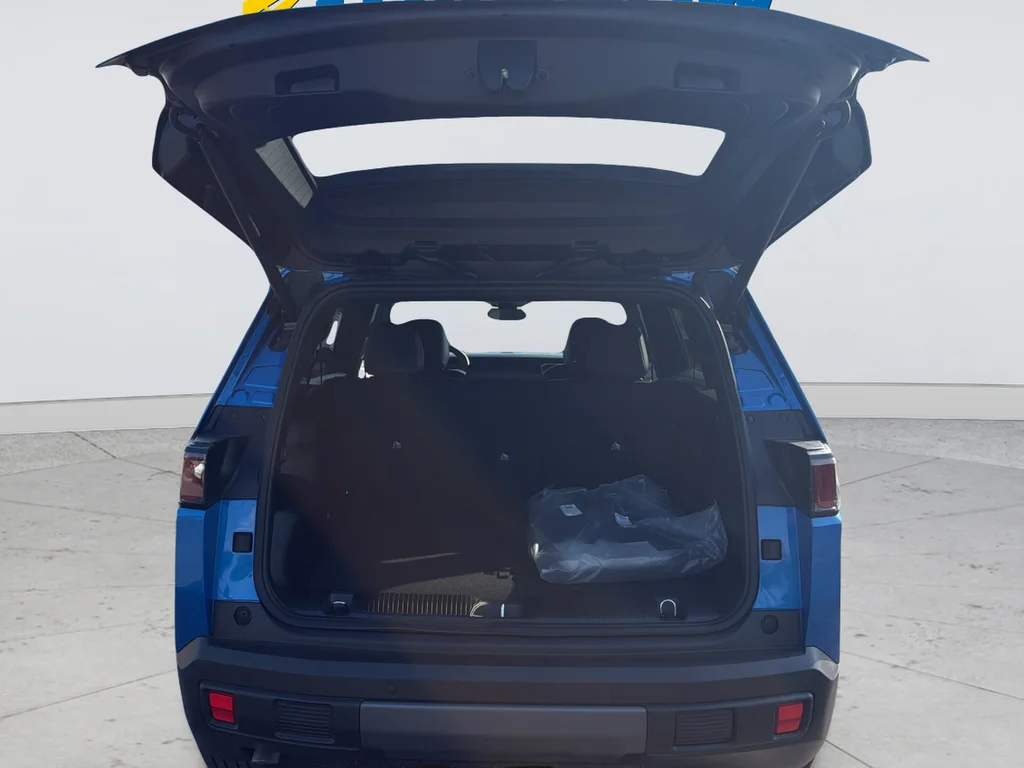 New 2026 Hydro Blue Pearlcoat Jeep Limited image 27