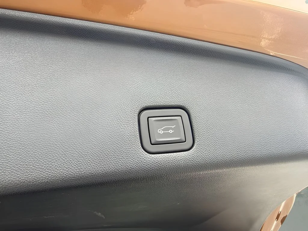 Used 2024 Gold Acura Type S image 21