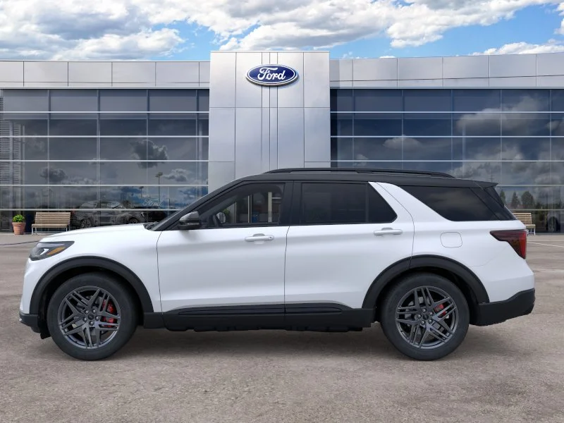 New 2026 Star White Metallic Tri-Coat Ford ST image 27