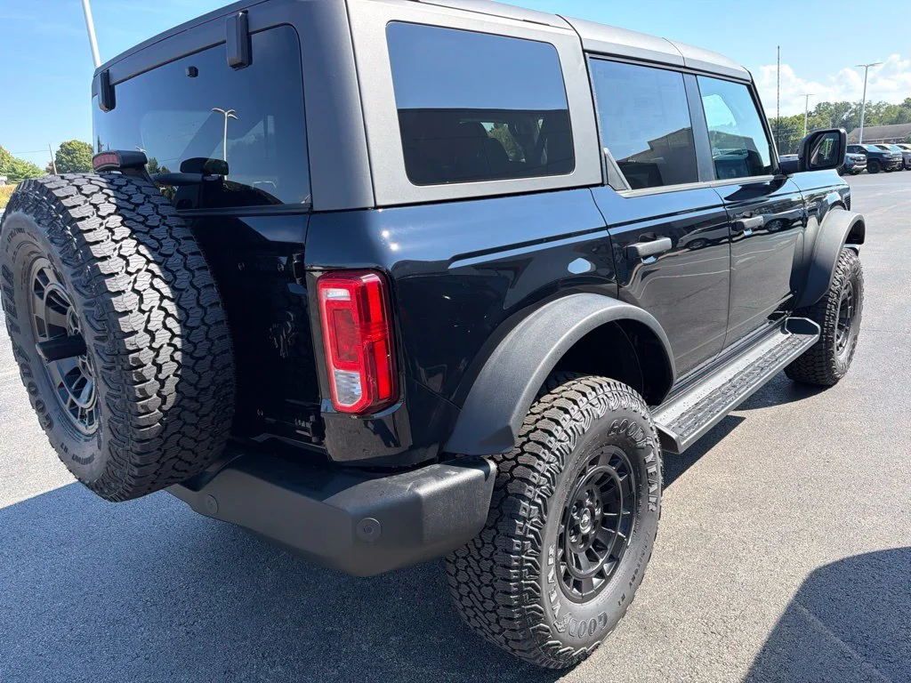 New 2026 Shadow Black Ford Big Bend® image 5