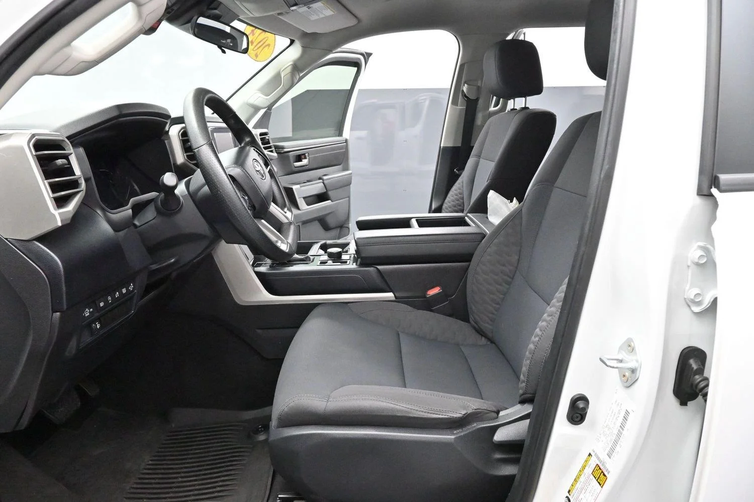 Used 2024 Ice Cap Toyota SR5 image 12