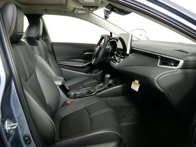 2026 Toyota Corolla XLE - Photo 16