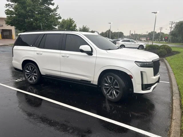 Used 2021 White Cadillac Sport image 2