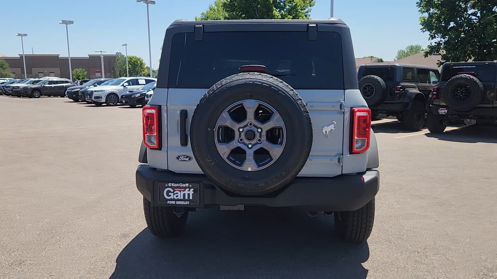 New 2026 Avalanche Gray Ford Big Bend image 7