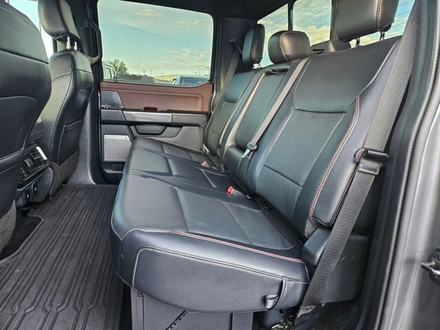 Used 2023 Gray Metallic Ford LARIAT image 59