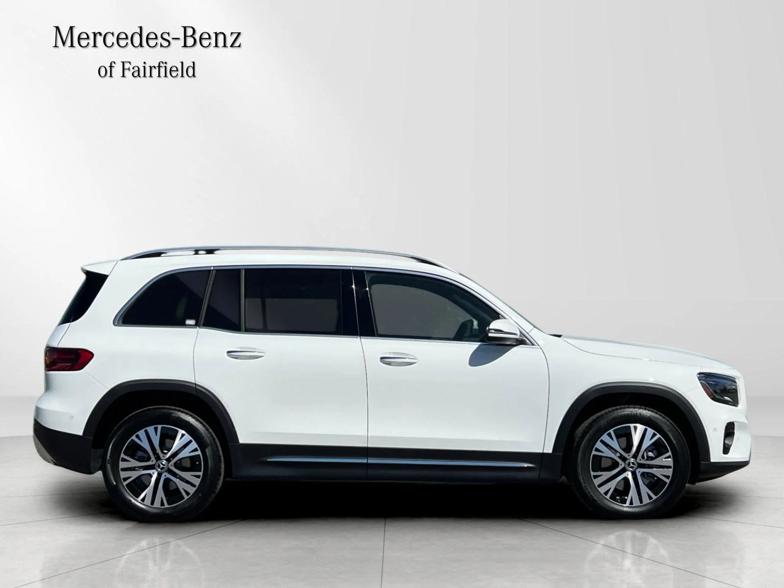 New 2026 White Mercedes-Benz GLB 250 image 8
