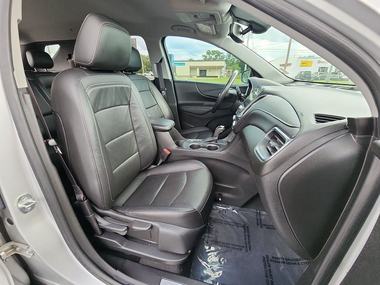 Used 2020 Silver Chevrolet Premier image 23