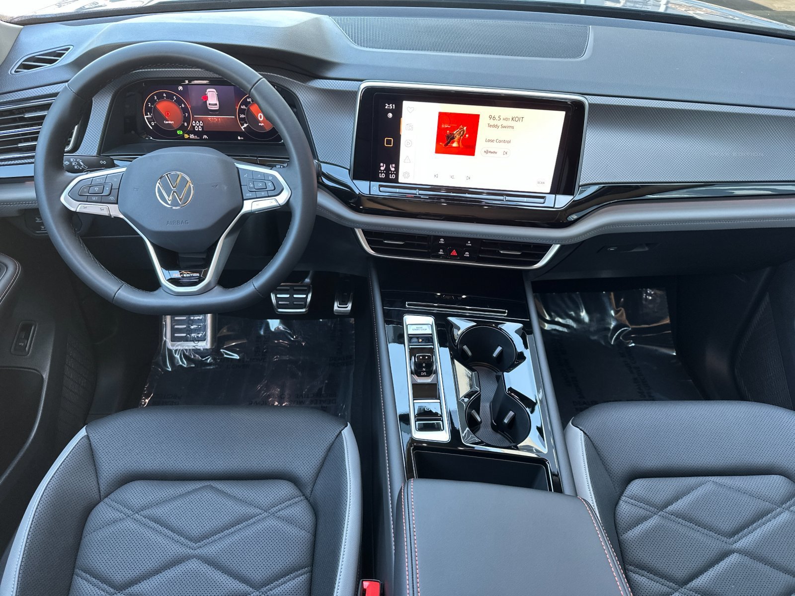 New 2026 Pure Gray Volkswagen 2.0T Peak Edition image 12