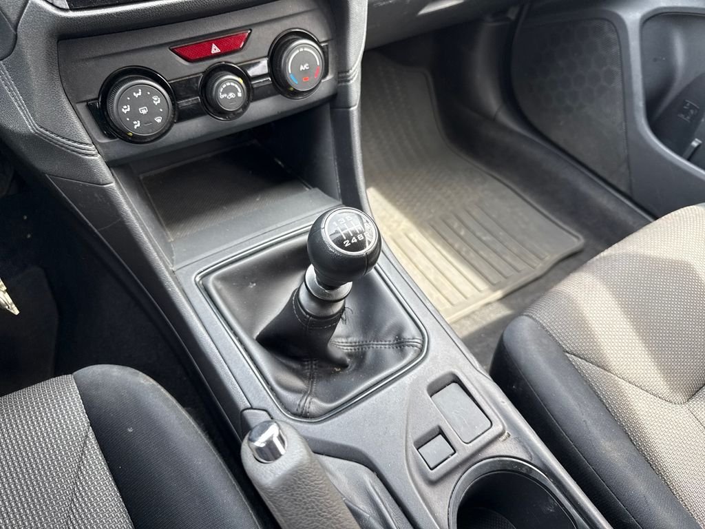 Used 2018 Gray Subaru 2.0i image 15