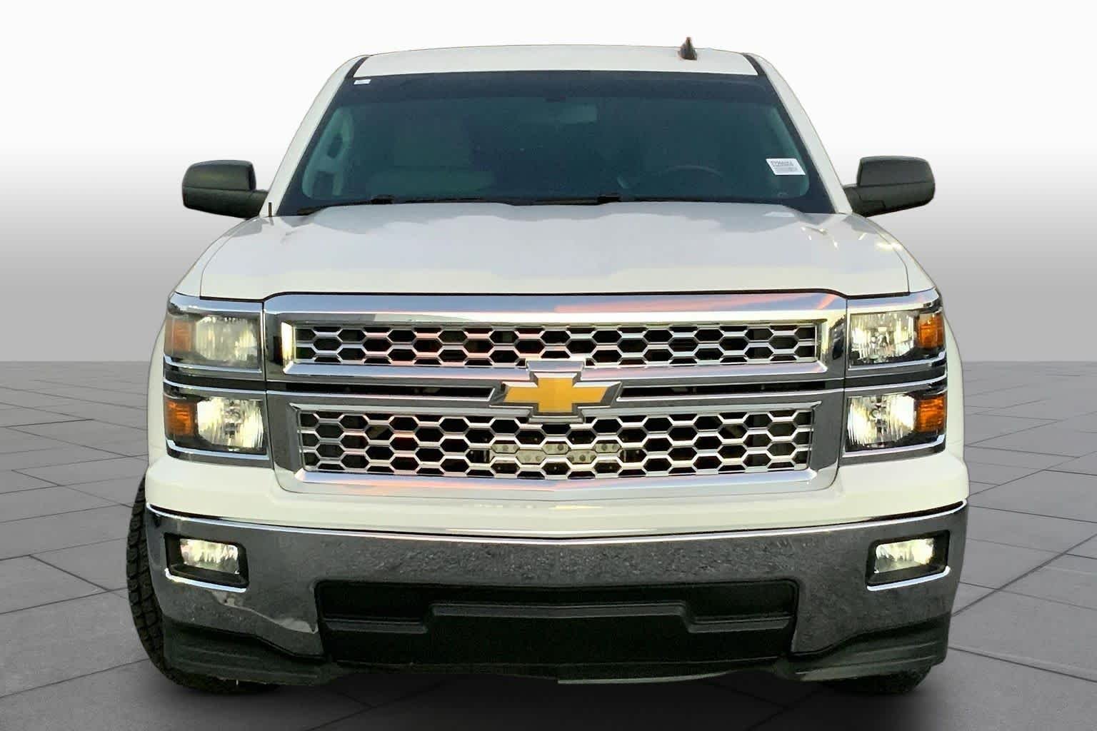 Used 2014 Summit White Chevrolet LT image 4