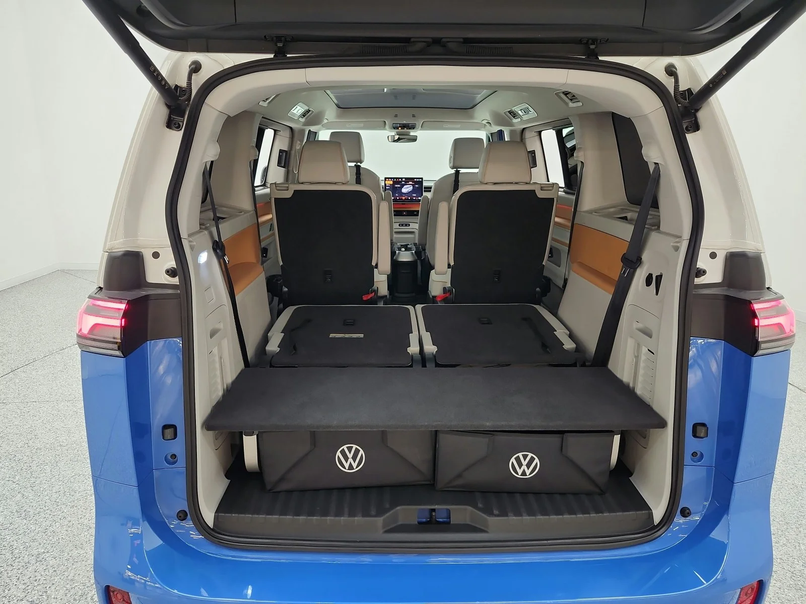 Used 2025 Cabana Blue Volkswagen 1st Edition 4MOTION w/Two-Tone image 21