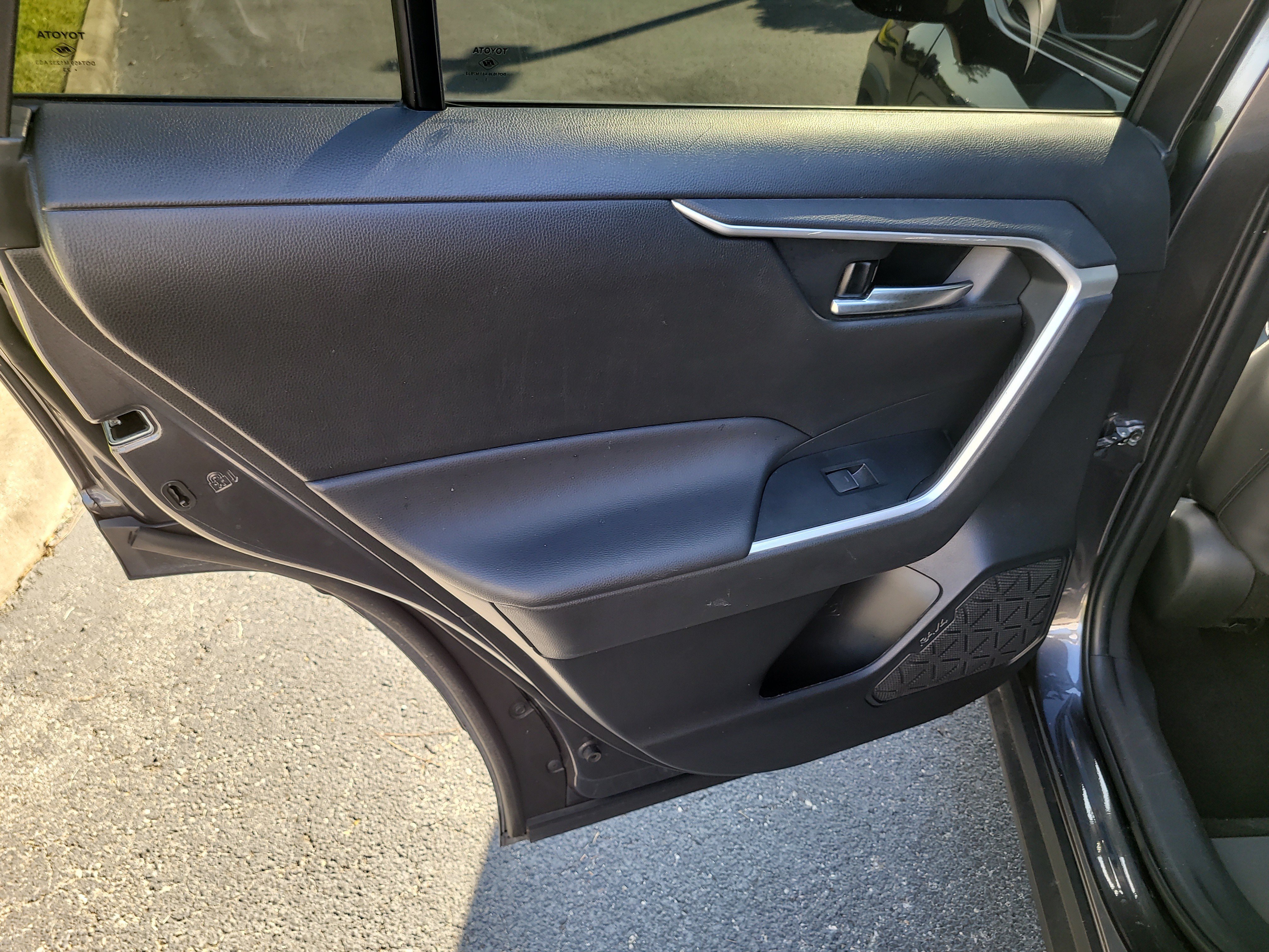 Used 2024 Magnetic Gray Metallic Toyota XLE Premium image 12